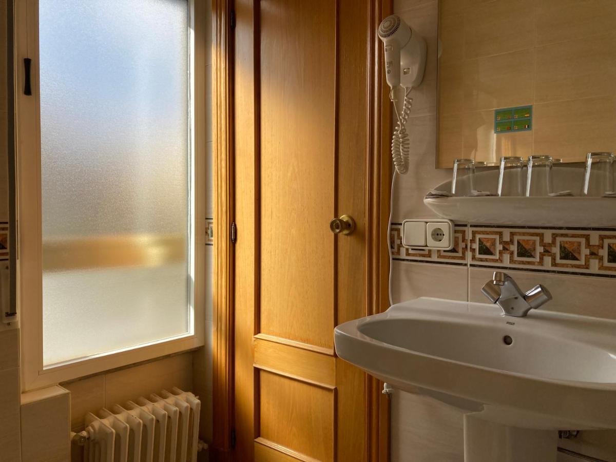 Hotel Condal Саламанка Екстериор снимка